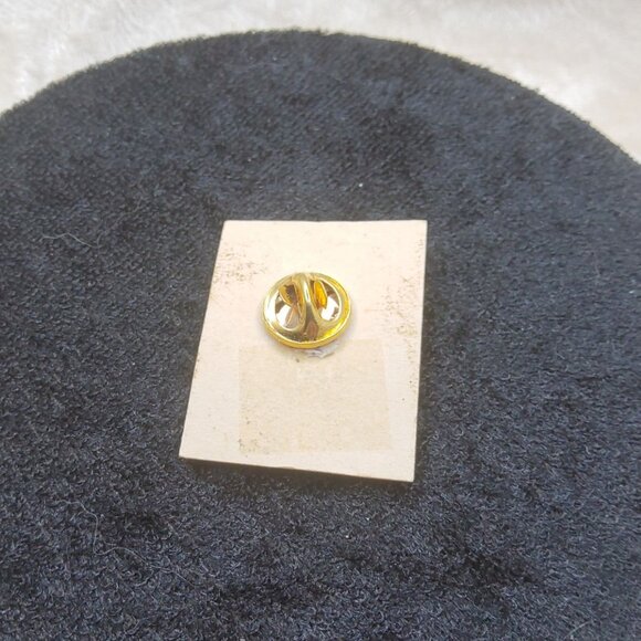 Vintage Gold-Tone Leprechaun Elf Pin Brooch Made In U.S.A. - Picture 3 of 3